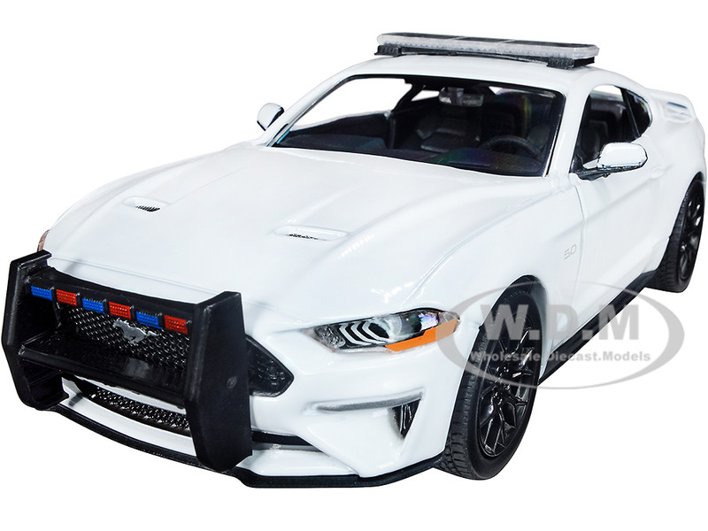 2018 Ford Mustang GT Police Car Unmarked Plain White Law Enforcement and Public Service Series 1/24 Diecast Model Car Motormax 76979w
