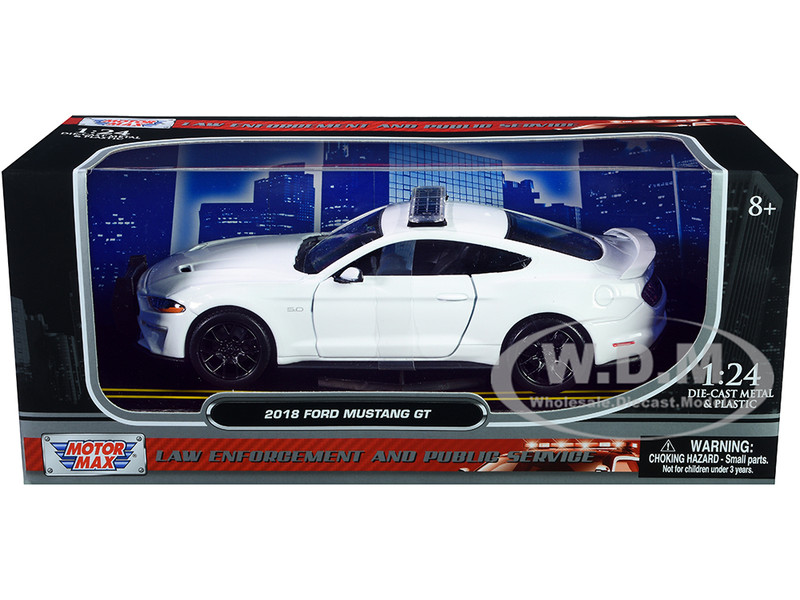 1995 Ford Mustang GT プラモデルキット新品、未開封品 2018 FORD MUSTANG GT UNMARKED POLICE WHITE 1/24 DIECAST
