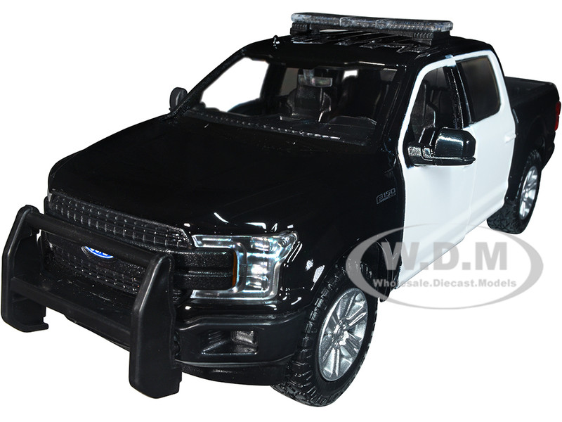 2019 Ford F-150 Lariat Crew Cab Pickup Truck Unmarked Plain Black and White Law Enforcement and Public Service Series 1/24 Diecast Model Car Motormax 76981bw