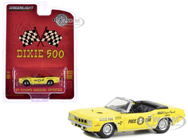 1971 Plymouth Barracuda Convertible Dixie 500 Pace Car Yellow Hobby Exclusive Series 1/64 Diecast Model Car Greenlight 30394
