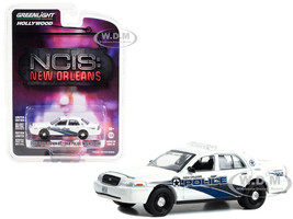 2006 Ford Crown Victoria Police Interceptor White New Orleans Police NCIS New Orleans 2014 2021 TV Series Hollywood Series Release 39 1/64 Diecast Model Car Greenlight 44990E