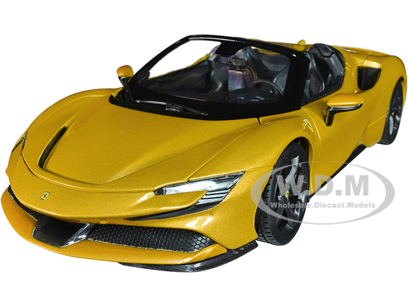 Ferrari SF90 Spider Gold Metallic Race + Play Series 1/18 Diecast