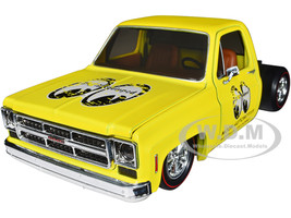 1976 GMC Sierra Grande 15 Custom Pickup Truck Yellow Mooneyes - Moon Automotive Faded Limited Edition 3000 pieces Worldwide 1/24 Diecast Model Car M2 Machines 40100-MJS01