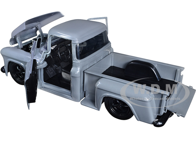Amazon.com: Jada Toys Just Trucks 1:24 1955 Chevy Stepside