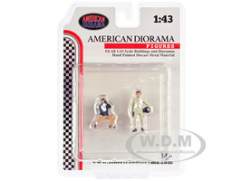 Race Day Two Diecast Figures Set 1 1/43 Scale Models American Diorama 38359