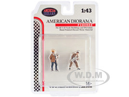 Race Day Two Diecast Figures Set 4 1/43 Scale Models American Diorama 38362