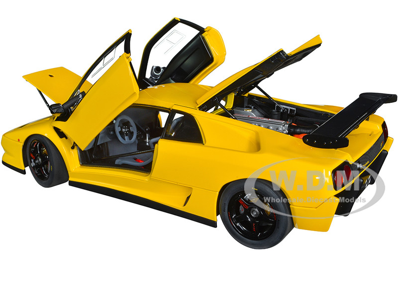 LAMBORGHINI DIABLO SV-R SUPERFLY YELLOW 1/18 MODEL CAR BY AUTOART