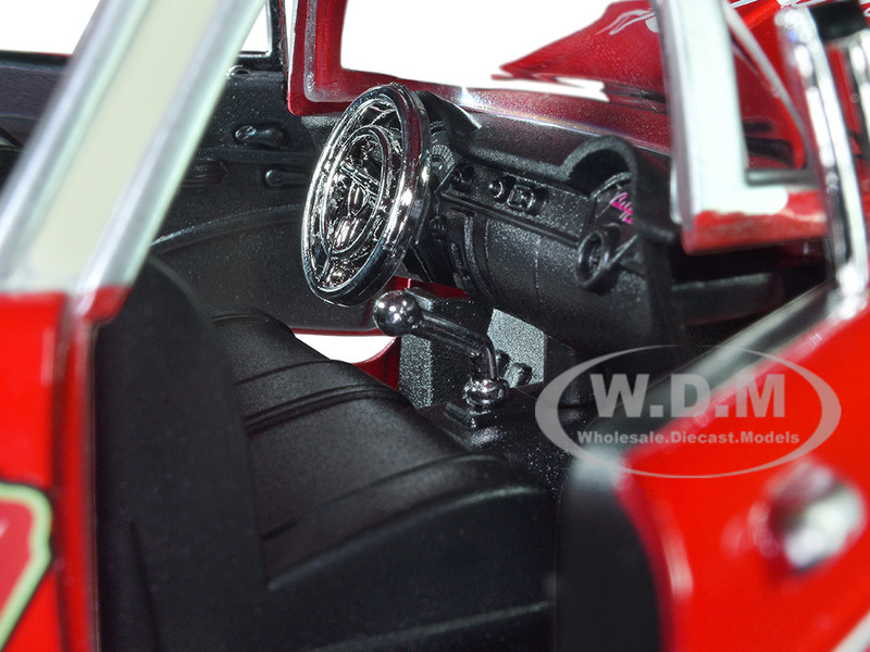 1955 Chevrolet Bel Air Nomad Red White Top Coca-Cola 1/24