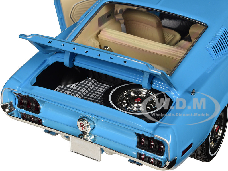 AUTOart オートアート 1/18 FORD MUSTANG 1968 1968 Ford Mustang GT in Red by AUTOart Millennium 1 18 Scale