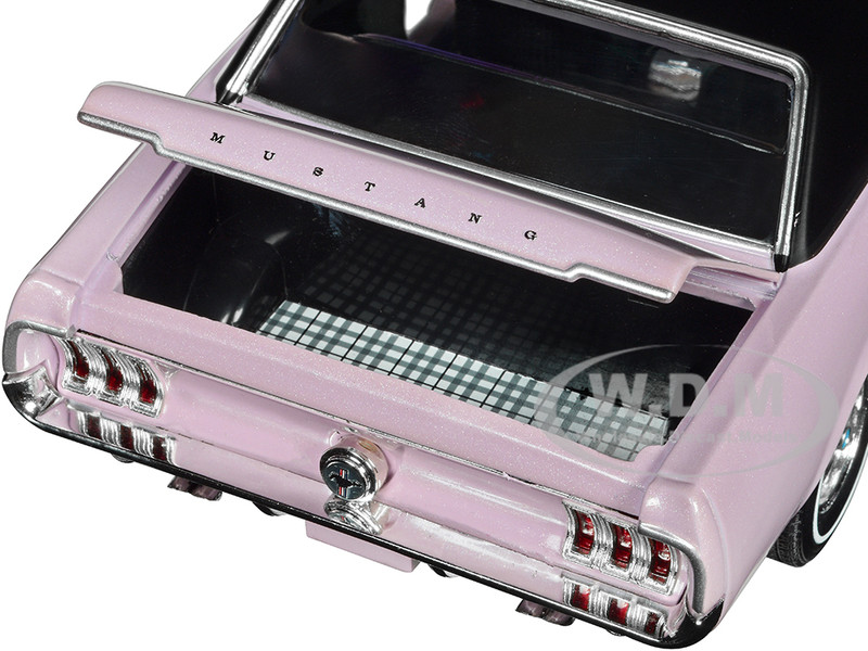 1967 FORD MUSTANG COUPE EVENING ORCHID PINK 1/18 DIECAST CAR BY