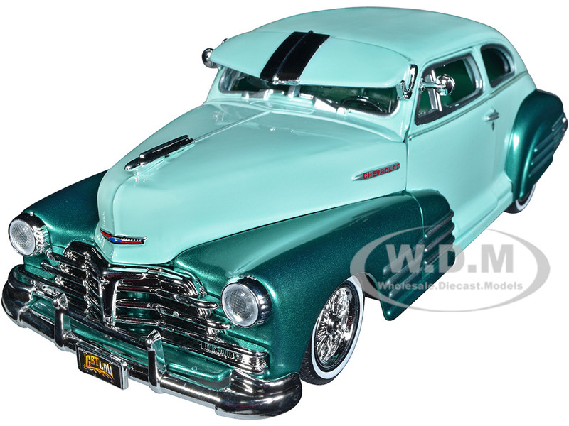 1948 CHEVROLET AEROSEDAN FLEETSIDE LOWRIDER GREEN 