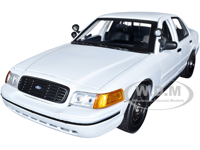 2001 Ford Crown Victoria Police Car Unmarked White Custom Builder's Kit Series 1/18 Diecast Model Car Motormax 73517