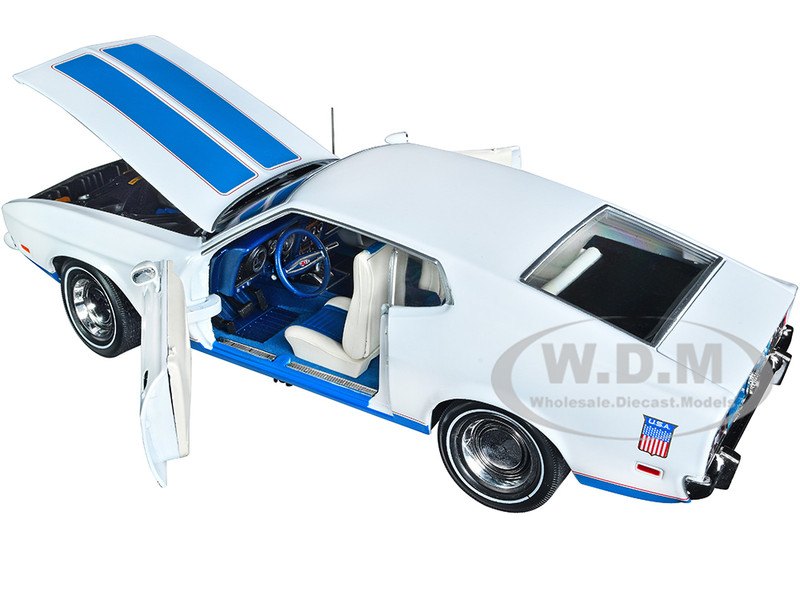 1972 Ford Mustang Sprint White Blue Stripes Class of 1972
