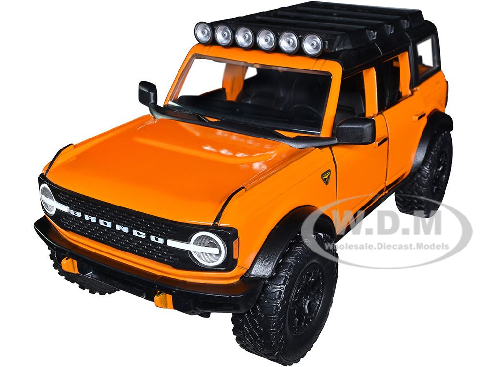 Amazon.com: Just Trucks 1:24 2021 Ford Bronco Die-Cast Car