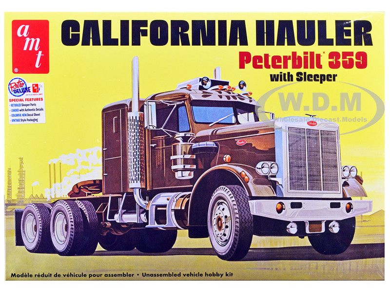 Skill 3 Model Kit Peterbilt 359 California Hauler Sleeper Cab 1/25 Scale Model AMT AMT1327