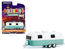 1971 Airstream Double-Axle Land Yacht Safari Custom White Seafoam Green Hitched Homes Series 13 1/64 Diecast Model Greenlight 34130D