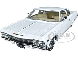 1:24ワイスピ DOM&#39;S CHEVY IMPALA Amazon | 1:24 FAST & FURIOUS ワイルドスピード ミニカー Dom'S