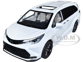 Toyota Sienna Minivan White 1/24 Diecast Model Car H08111WH