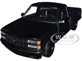 1992 Chevrolet 454 SS Pickup Truck Matt Black 1/24 Diecast Model Car Motormax 73203MTBK