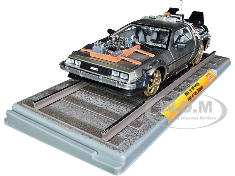 DMC DeLorean Time Machine Stainless Steel Railroad Version Back to the Future Part III 1990 Movie 1/18 Diecast Model Car Sun Star SS-2714