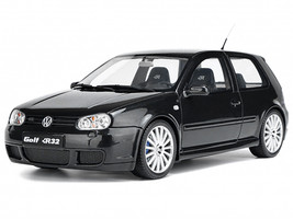 2003 Volkswagen Golf IV R32 Black Magic Nacre Limited Edition to 3000 pieces Worldwide 1/18 Model Car Otto Mobile OT964