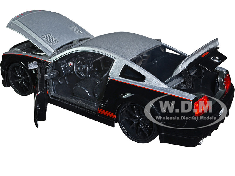 2008 Ford Shelby Mustang GT 500KR Silver and Black with Red