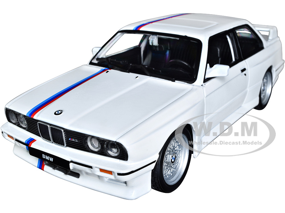 1988 BMW 3 Series M3 E30 White 1/24 Diecast Model Car Bburago