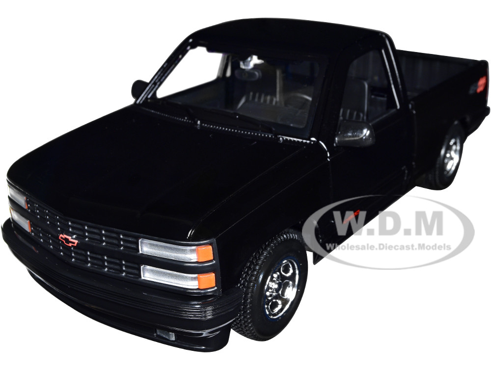 1993 Chevrolet 454 SS Pickup Truck Black 1/24 Diecast Model