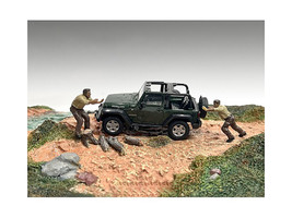 4X4 Mechanics 2 Piece Diecast Figure Set 3 for 1/43 Scale Models American Diorama AD43003