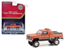 1984 Chevrolet K 10 Scottsdale 4x4 Pickup Truck Red and Black with Gold Stripes Weathered Sno Chaser Hobby Exclusive Series 1/64 Diecast Model Car Greenlight 30461