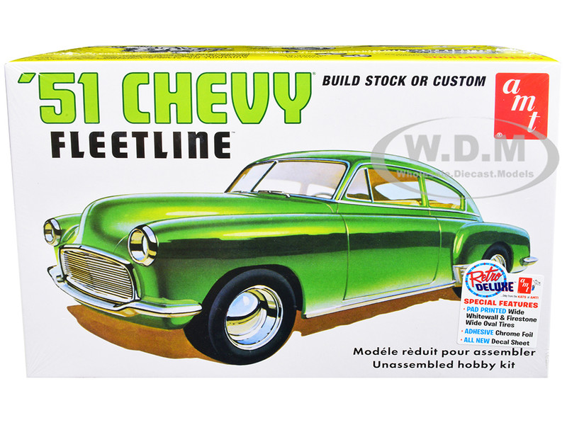 Skill 2 Model Kit 1951 Chevrolet Fleetline 2 in 1 Kit 1/25 Scale Model AMT AMT1378