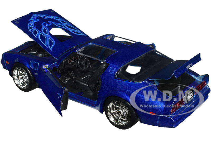 1977 PONTIAC FIREBIRD TRANS AM BLUE 1/24 DIECAST MODEL CAR