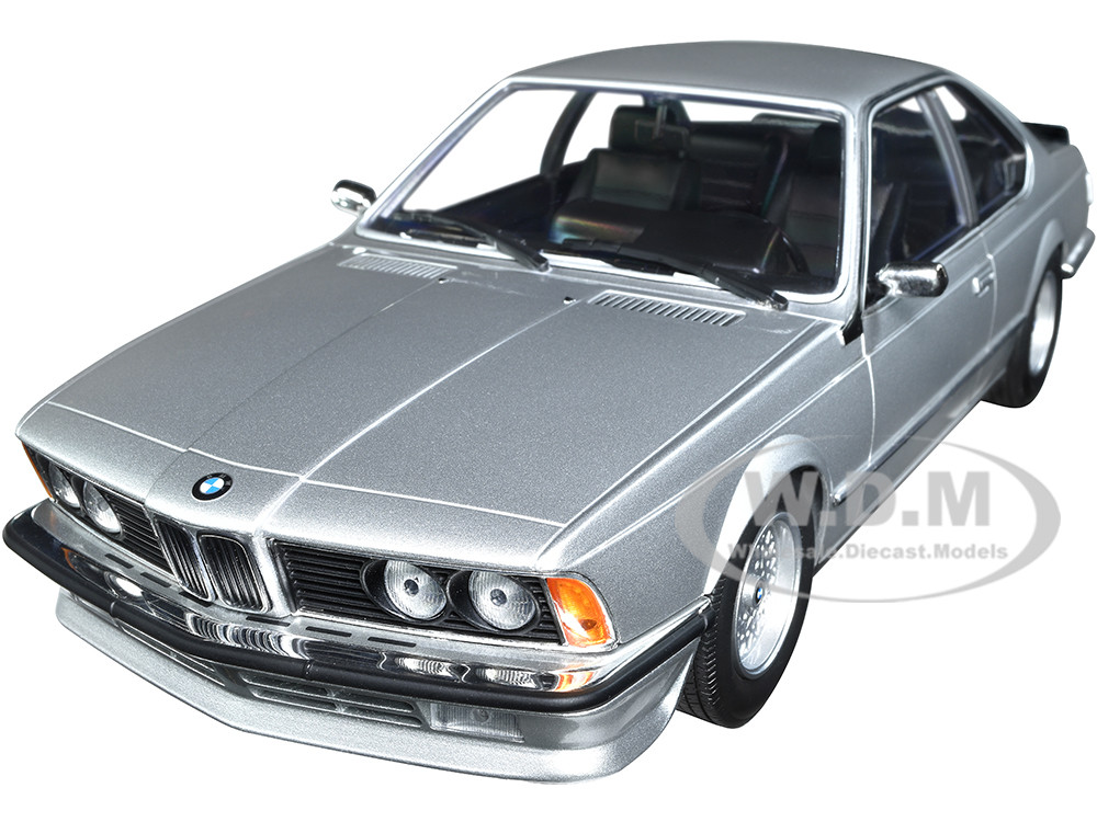 【限定セール！】 Metallic Silver CSi 635 BMW 1982 1/18 Car Model Diecast ミニカー