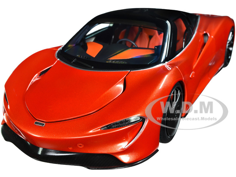 McLaren Speedtail Volcano Orange Metallic with Black Top and Suitcase Accessories 1/18 Model Car Autoart 76088