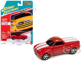 2005 Chevrolet SSR Pickup Truck Torch Red with White Stripes Classic Gold Collection Series Limited Edition to 8476 pieces Worldwide 1/64 Diecast Model Car Johnny Lightning JLCG030-JLSP279B