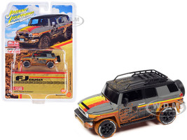 2007 Toyota FJ Cruiser Gray with Stripes Muddy Version with Roofrack Limited Edition to 4800 pieces Worldwide 1/64 Diecast Model Car Johnny Lightning JLCP7417