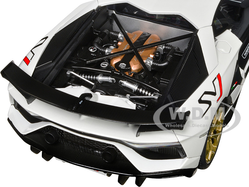 Lamborghini Aventador SVJ Bianco Asopo Pearl White with Gold