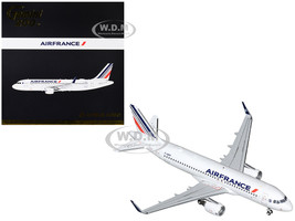 Airbus A320 Commercial Aircraft Viva Air White with Tail