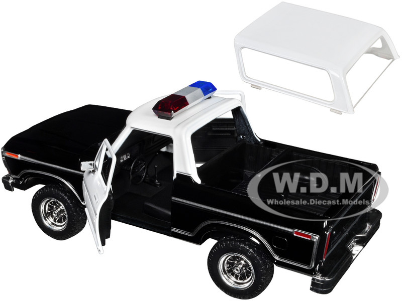 PUTUMAYO　ナポレオンフードベスト（オフホワイト×シルバー×ブラック） 1978 FORD BRONCO POLICE UNMARKED BLACK & WHITE 1/24 DIECAST CAR
