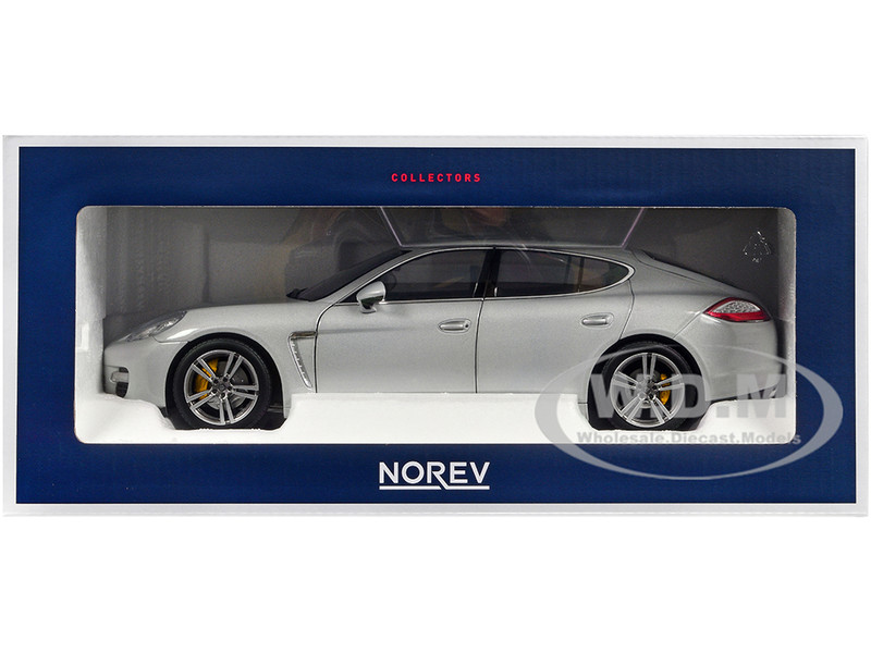 2009 Porsche Panamera Turbo Silver Metallic 1/18 Diecast