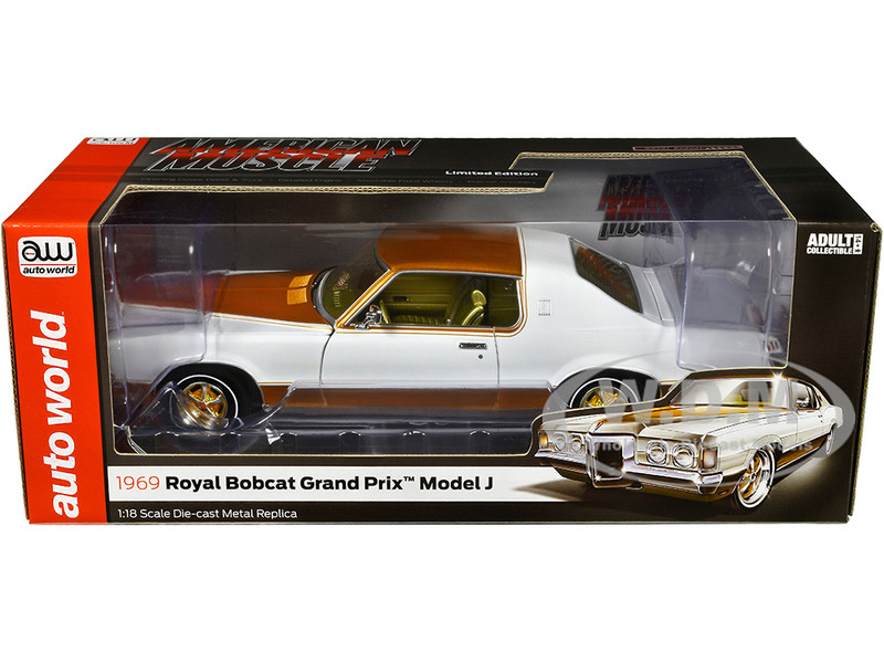 American Muscle 1969 Pontiac Grand Prix (Royal Bobcat) 1:18 Scale Diec