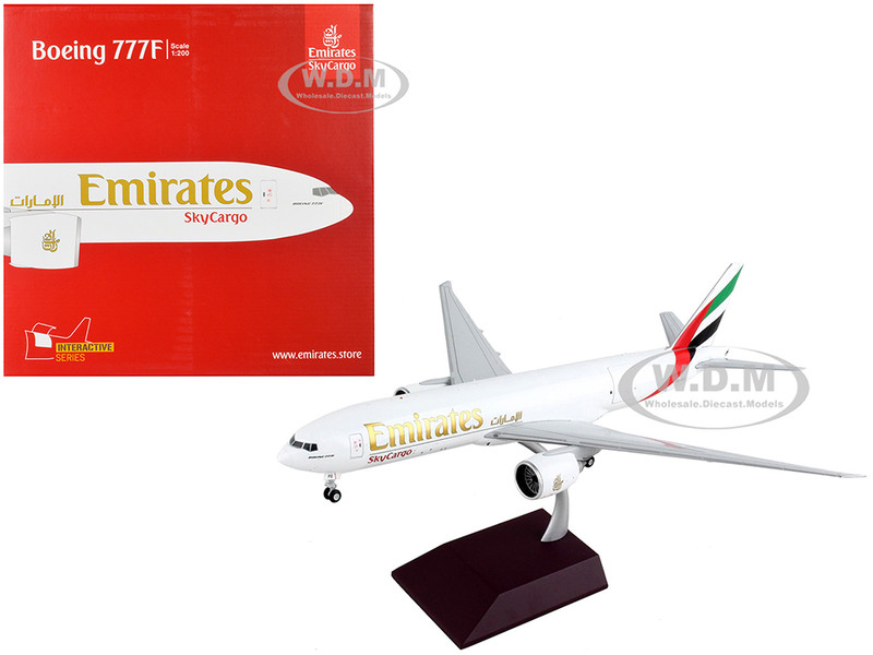 Boeing 777F Commercial Aircraft Emirates Airlines SkyCargo White with Striped Tail Gemini 200 Interactive Series 1/200 Diecast Model Airplane GeminiJets G2UAE953