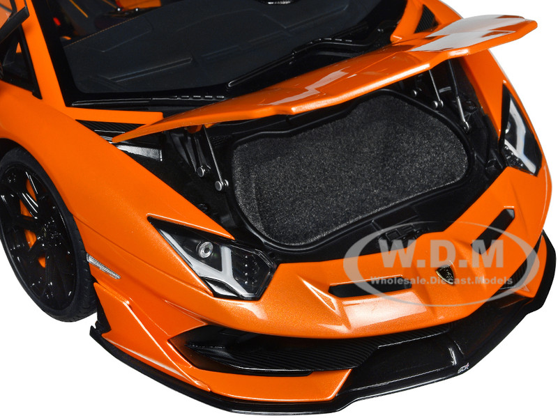 Lamborghini Aventador SVJ Arancio Atlas Pearl Orange 1/18 Model