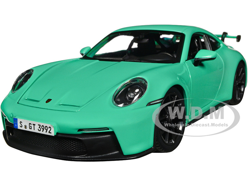 Porsche 911 GT3 Light Green 1/24 Diecast Model Car Bburago 21104grn