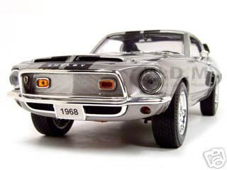 1968 Shelby GT 500KR Silver 1/18 Diecast Model Car by Road Signature