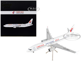 Boeing 737 MAX 8 Commercial Aircraft China Eastern Airlines White Gemini 200 Series 1/200 Diecast Model Airplane GeminiJets G2CES705