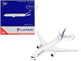 Boeing 787 9 Commercial Aircraft LATAM Airlines White with Blue Tail 1/400 Diecast Model Airplane GeminiJets GJ2079