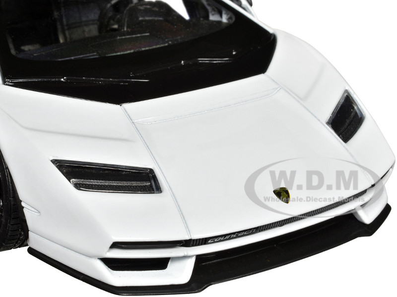 Lamborghini Countach LPI 800 4 White NEX Models Series 1/24