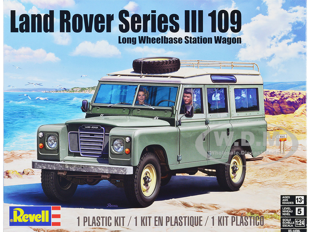 Level 5 Model Kit Land Rover Series III 109 Long Wheelbase Station Wagon 1/24  Scale