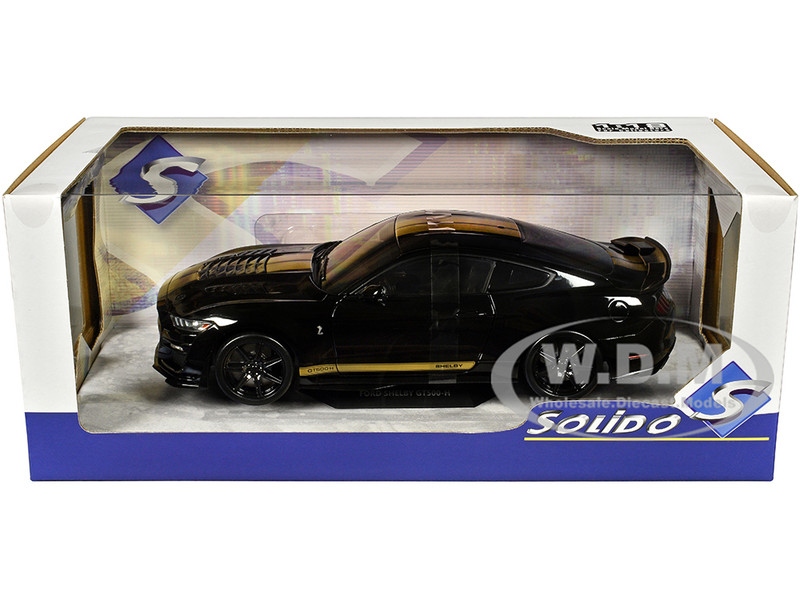 2023 Ford Mustang Shelby GT500 H Black with Gold Stripes 1/18